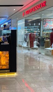 Professor-Dubai (Warqa City Mall)